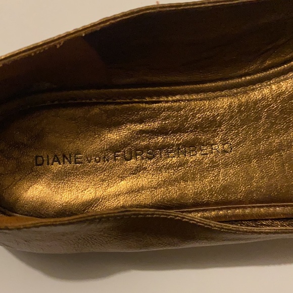 Diane Von Furstenberg bronze ballet flats - Picture 3 of 4